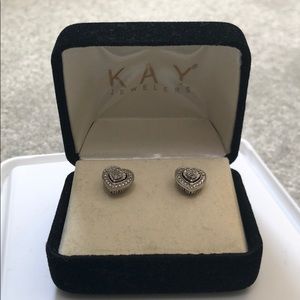 ❌SOLD❌ Kay Jewelers - Heart-shaped earrings 925